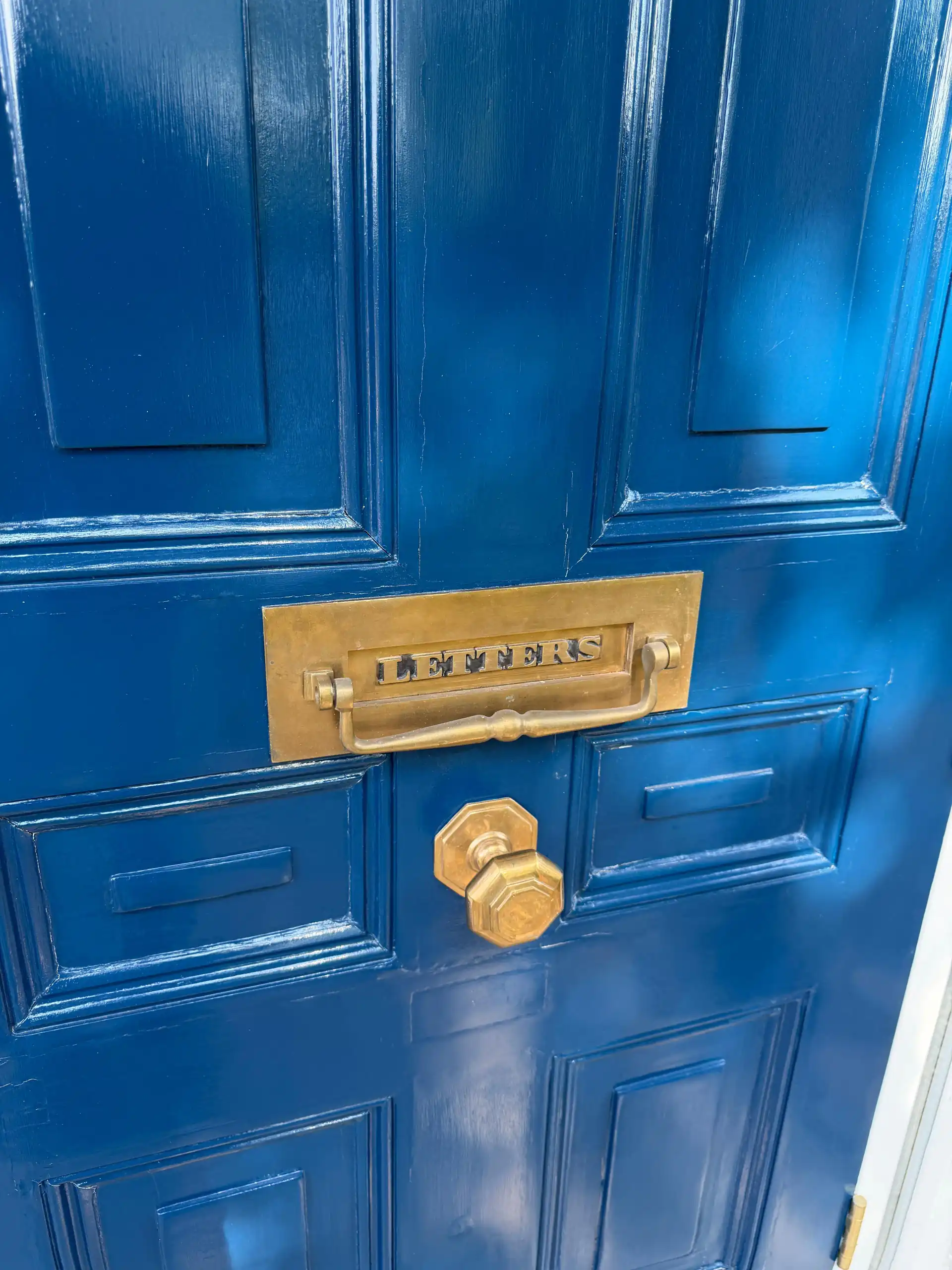 Front door in Bournemouth ready for leaflet distribution